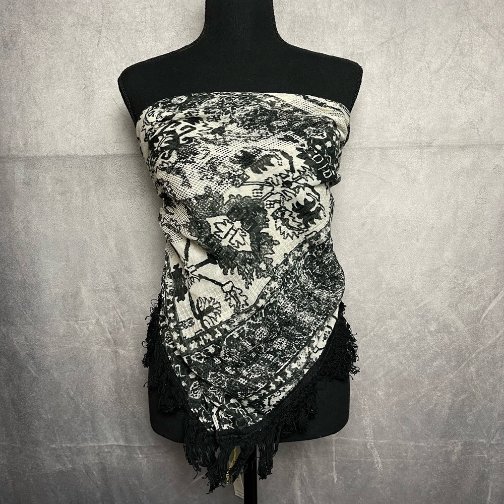 BCBGeneration black and white jacquard scarf top with black fringe